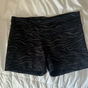 Fabletics Black and Gray Patterned Athletic Shorts